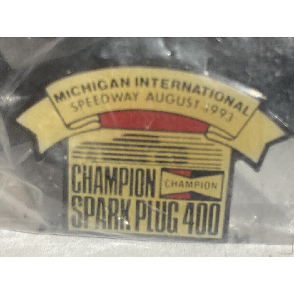 Michigan International Speedway Champion Spark Plug 400 Racing Pin 1993